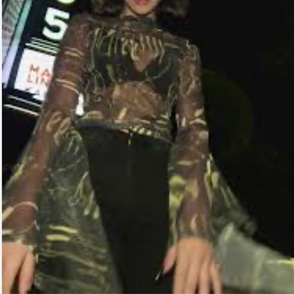 Hot Topic Surgery Tools Black Mesh Mock Neck Retro Sheer Flare Sleeve Crop Top M - Picture 7 of 7